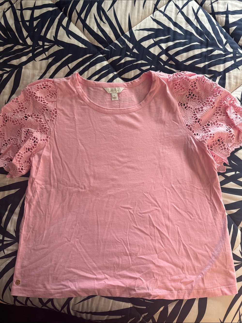 Lilly Pulitzer Pink Tee with Crochet Puff Sleeves size XL